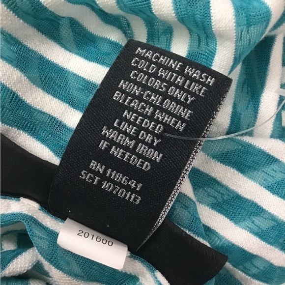 Lane Bryant size 14/16 turquoise ish blue striped v neck short sleeve top - Picture 6 of 16